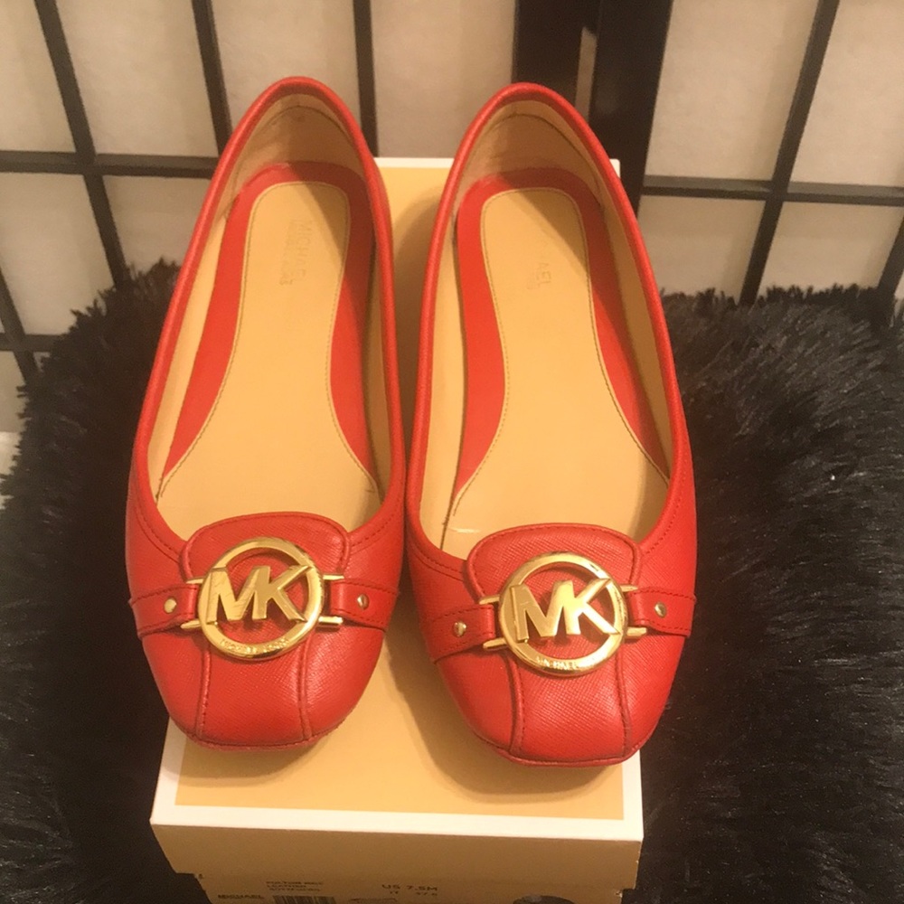 Michael Kors Flats